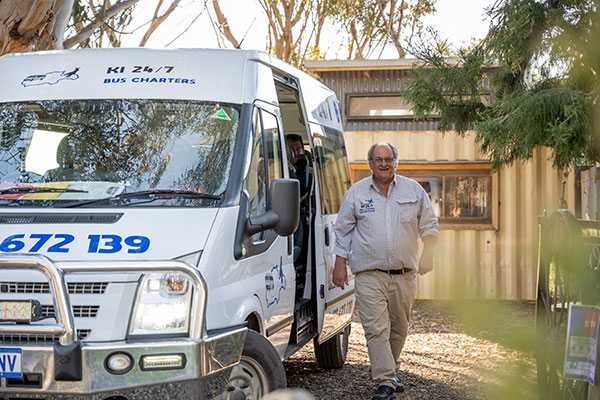 KANGAROO ISLAND BUS TOURS Charters tour packages transfers KANGAROO ISLAND BUS TOURS Charters tour packages transfers